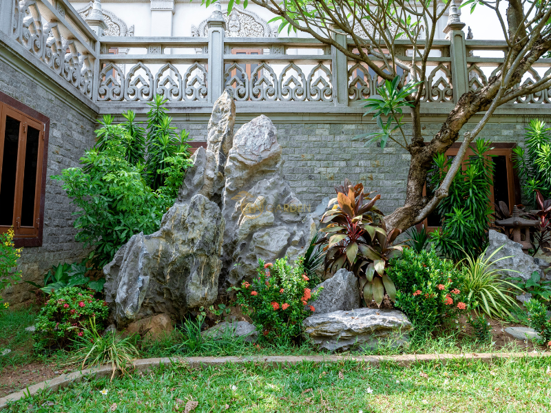 Xác định hướng sân vườn phong thủy 